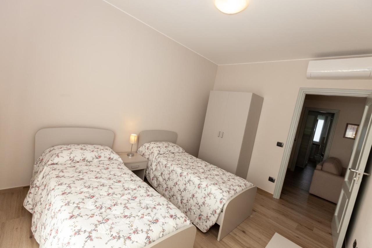 Rossini15 - Garage Privato Apartment อัลบา ภายนอก รูปภาพ