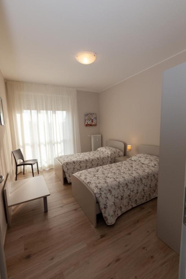 Rossini15 - Garage Privato Apartment อัลบา ภายนอก รูปภาพ