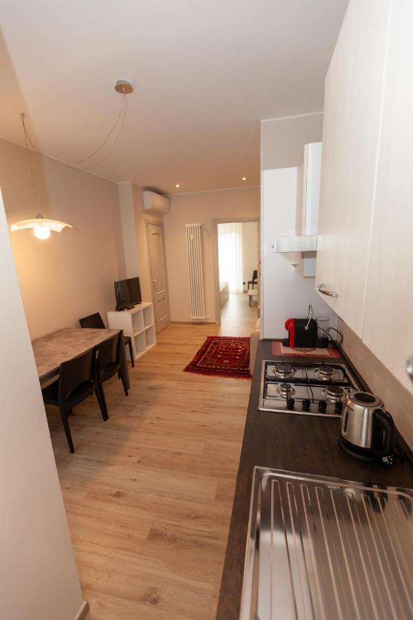 Rossini15 - Garage Privato Apartment อัลบา ภายนอก รูปภาพ